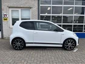 Volkswagen Up! (2021) thumbnail 31