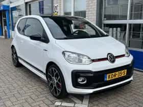 Volkswagen Up! (2021) thumbnail 32
