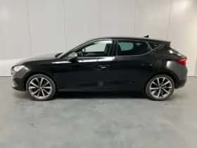 SEAT Leon (2022) thumbnail 2