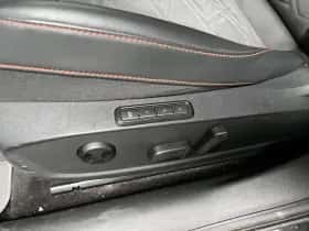 SEAT Leon (2022) thumbnail 10