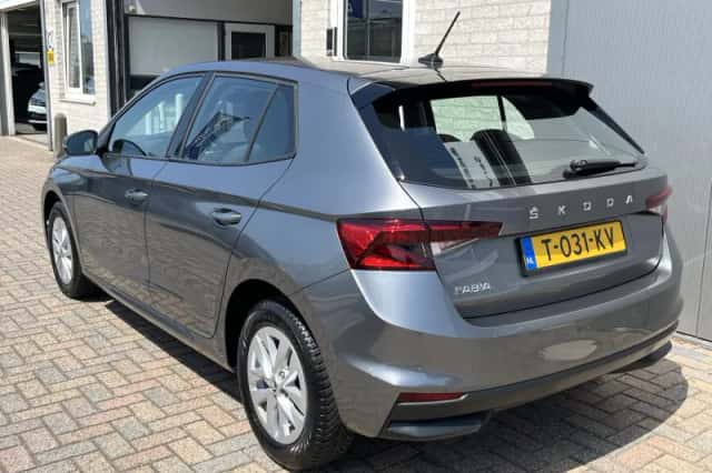 Škoda Fabia (2023) thumbnail 5