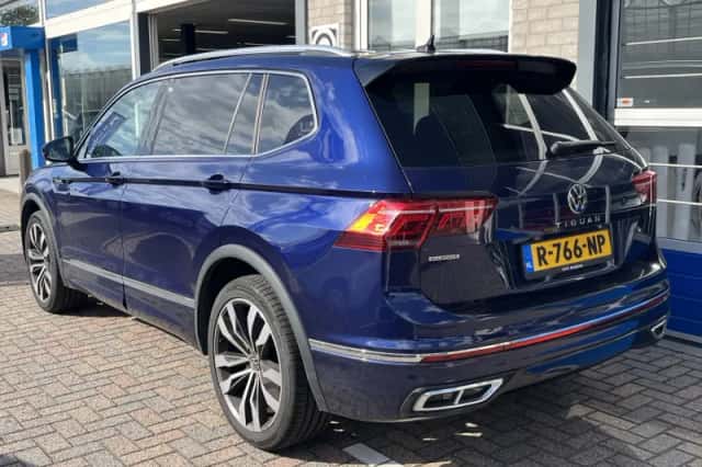 Volkswagen Tiguan (2022) thumbnail 4
