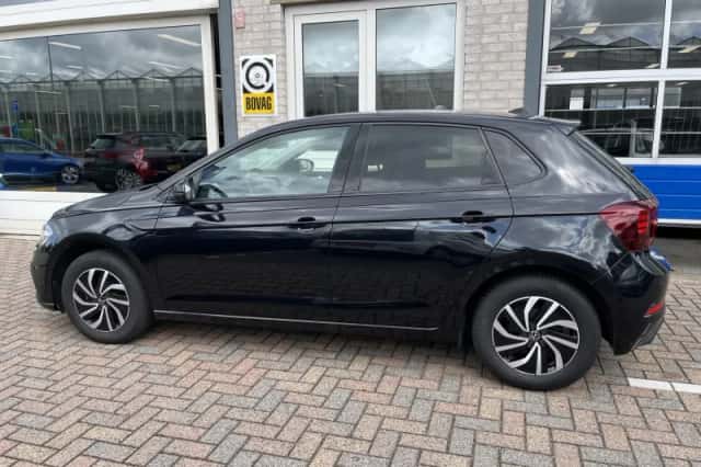 Volkswagen Polo (2024) thumbnail 2