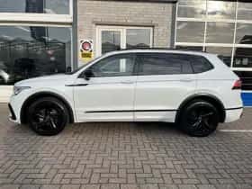 Volkswagen Tiguan (2021) thumbnail 2
