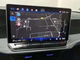 Volkswagen Passat (2025) thumbnail 18