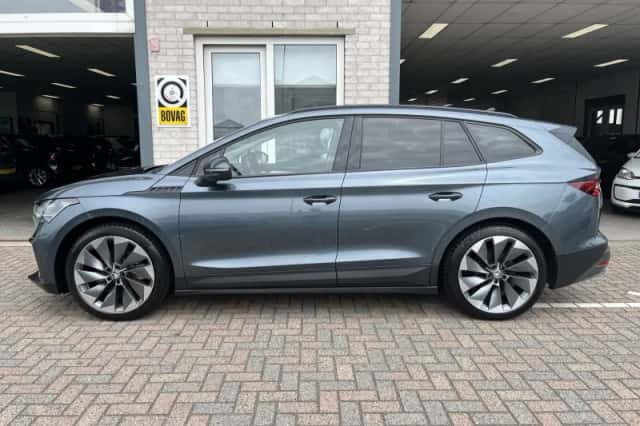 Škoda Enyaq (2021) thumbnail 2