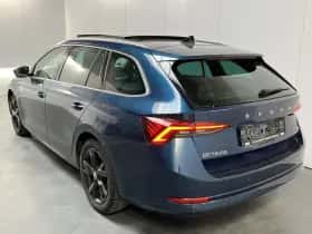 Škoda Octavia (2021) thumbnail 5