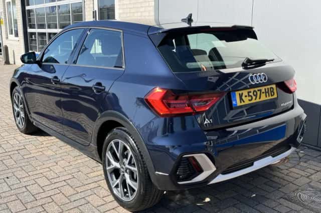 Audi A1 (2021) thumbnail 5