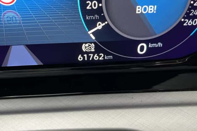 Volkswagen Golf (2023) thumbnail 6