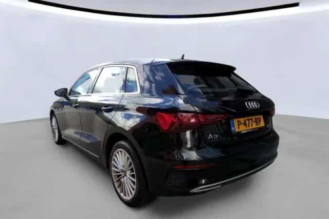 Audi A3 (2022) thumbnail 2