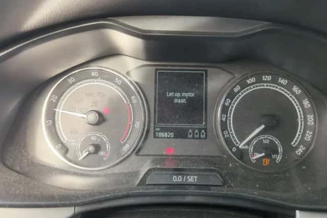 Škoda Kamiq (2021) thumbnail 5