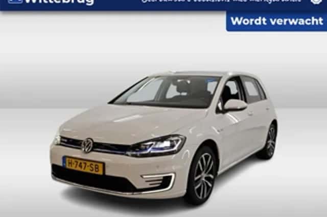 Volkswagen e-Golf (2020) thumbnail 1