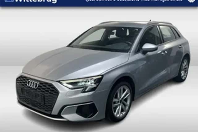 Audi A3 (2024) thumbnail 1