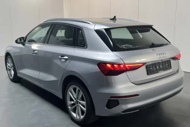 Audi A3 (2024) thumbnail 5