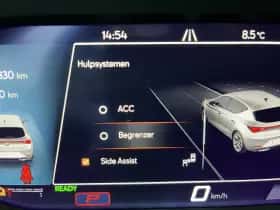 SEAT Leon (2022) thumbnail 17