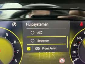 Volkswagen Golf (2021) thumbnail 13