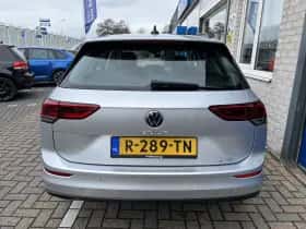 Volkswagen Golf (2021) thumbnail 30
