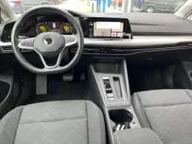 Volkswagen Golf (2021) thumbnail 8