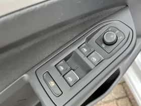 Volkswagen Golf (2021) thumbnail 9