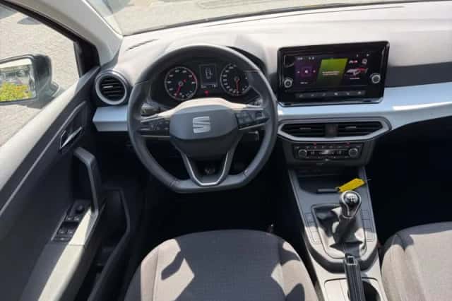 SEAT Ibiza (2022) thumbnail 5
