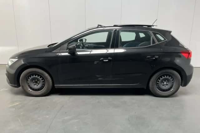SEAT Ibiza (2023) thumbnail 2