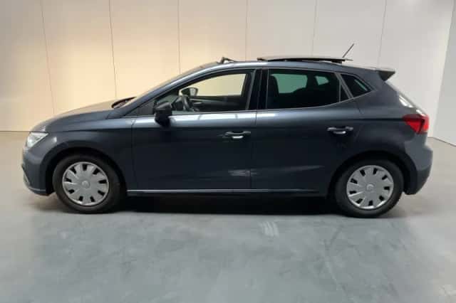 SEAT Ibiza (2023) thumbnail 2
