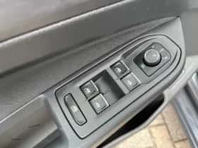 Volkswagen Golf (2022) thumbnail 11