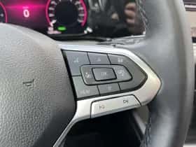Volkswagen Golf (2022) thumbnail 15