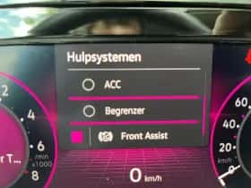 Volkswagen Golf (2022) thumbnail 17
