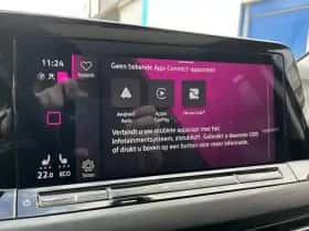 Volkswagen Golf (2022) thumbnail 22