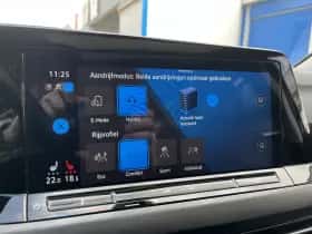 Volkswagen Golf (2022) thumbnail 27