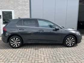 Volkswagen Golf (2022) thumbnail 37