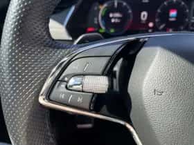 Škoda Octavia (2022) thumbnail 12