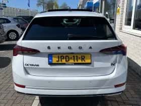 Škoda Octavia (2022) thumbnail 32