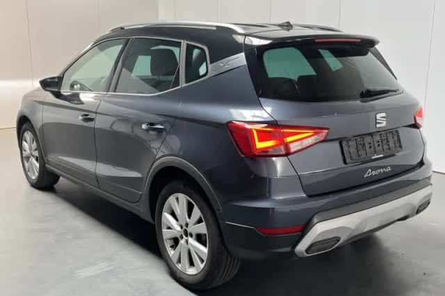 SEAT Arona (2023) thumbnail 5