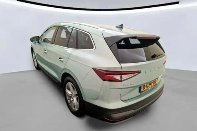Škoda Enyaq (2022) thumbnail 2