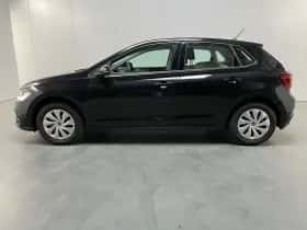 Volkswagen Polo (2022) thumbnail 2
