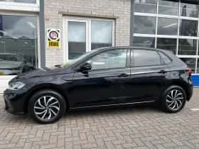 Volkswagen Polo (2024) thumbnail 2
