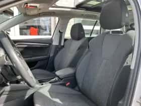 Škoda Octavia (2021) thumbnail 8