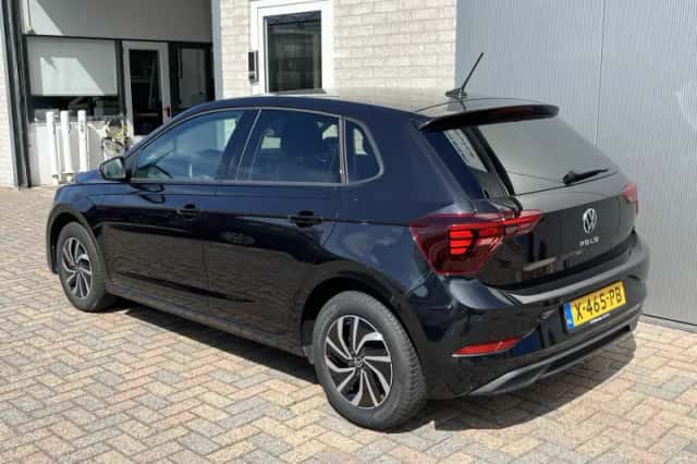 Volkswagen Polo (2023) thumbnail 5