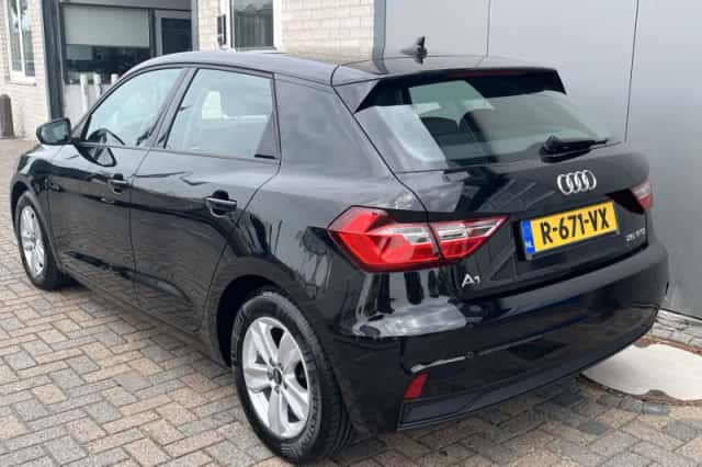 Audi A1 (2022) thumbnail 5