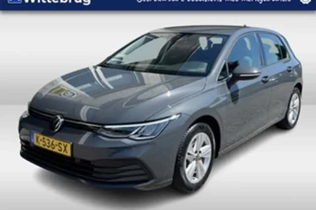 Volkswagen Golf (2021) thumbnail 1