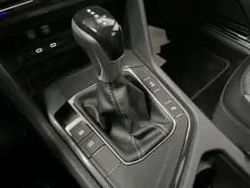 Volkswagen Tiguan (2024) thumbnail 24