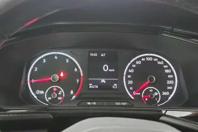 Volkswagen T-Cross (2020) thumbnail 5