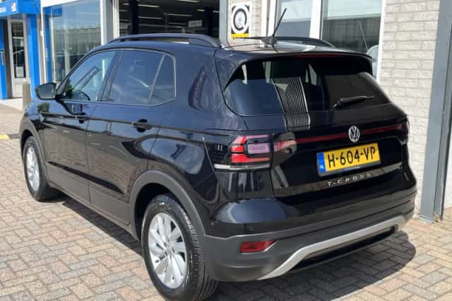 Volkswagen T-Cross (2020) thumbnail 5
