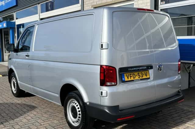 Volkswagen Transporter (2020) thumbnail 5