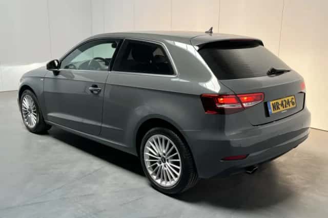 Audi A3 (2018) thumbnail 5
