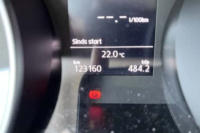 Volkswagen Golf Sportsvan (2020) thumbnail 6