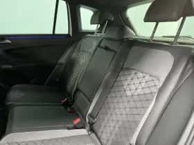 Volkswagen Tiguan (2023) thumbnail 25