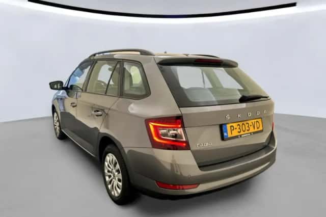 Škoda Fabia (2022) thumbnail 2